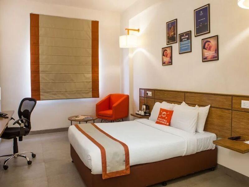 Max Hotels Jabalpur Exterior photo