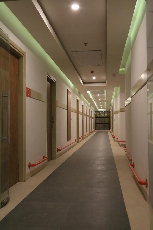 Max Hotels Jabalpur Exterior photo